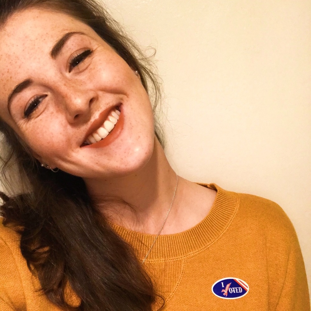 Meet your Posher, Caitlyn